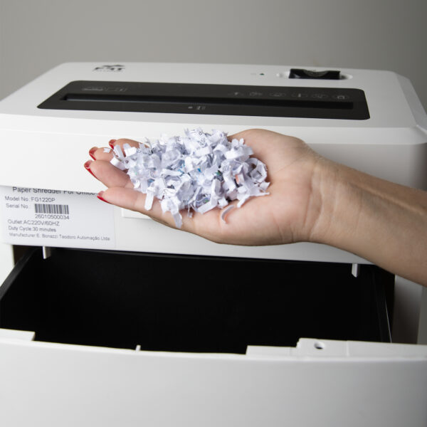 Fragmentadora de Papel FG1220P FRT - 12 Folhas - Imagem 3